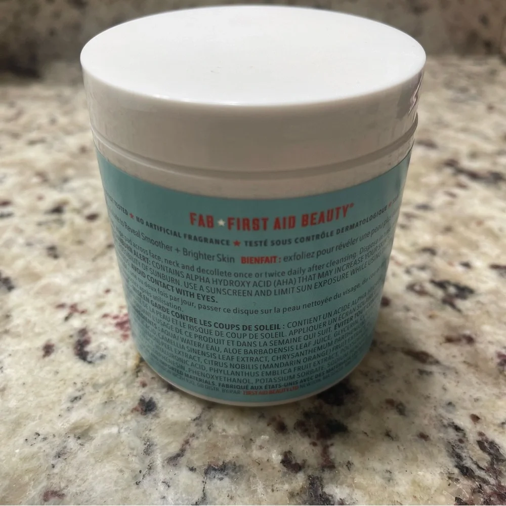 First Aid Beauty exfoliating pads